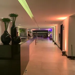 https://flat-barra-home-stay-alto-padro-ii.portodegalinhashotels.com