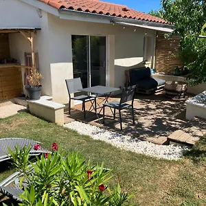  Hébergement de vacances Bambou Avec Piscine France